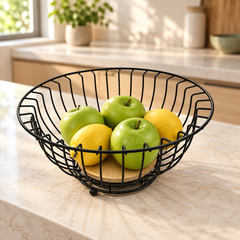 سلة فواكه دائرية سوداء بقاعدة خشبية | Black Round Wire Fruit Basket