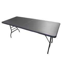 Rectangular foldable table